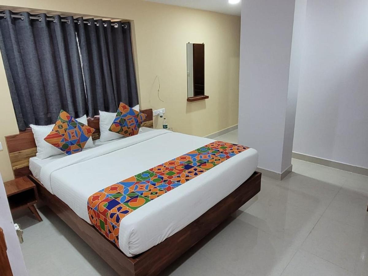 Hotel Prime Jubilee Hyderabad Exterior foto